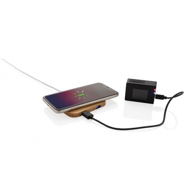 Logotrade Firmengeschenke das Foto: 5W-Wireless-Charger aus Bambus mit USB