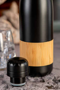 Logotrade Geschäftsgeschenke das Foto: Edelstahlflasche KOBE 750 ml