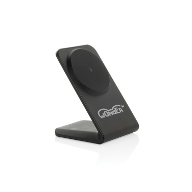 Logotrade Werbegeschenke das Foto: VoltPerch 15W magnetischer Wireless Charger aus RCS rec. ABS
