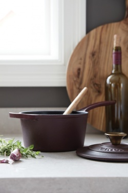 Logo trade promotional giveaways picture of: VINGA Monte enamelled cast iron pot 1,9L