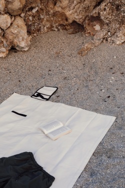 Logotrade promotional item image of: VINGA Volonne AWARE™ recycled canvas picnic blanket