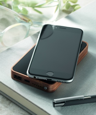 Logotrade advertising products photo of: Wireless 4000 mAh Power bank