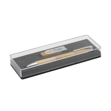 Logo trade promotional gifts picture of: Bamboo Connect Giftset 8 GB