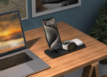 Logo trade promotional items picture of: Urban Vitamin Torrance 3 in 1 magnetic 15W charger