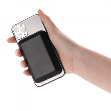Logotrade reklaamkingitused pilt: Magnetiline 5000 mAh 5W juhtmevaba akupank