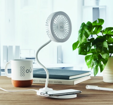 Logo trade reklaamkingituse pilt: Valgusega laualaadija ventilaator