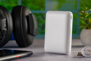 Logotrade ärikingitused pilt: Akupank 10 000 mAh KILLIS