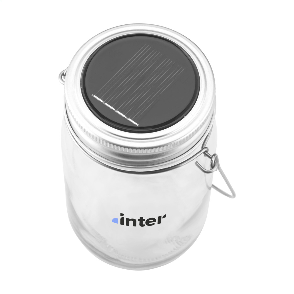 Logotrade firmakingitused pilt: SunJar päikesepatareiga valusti aeda