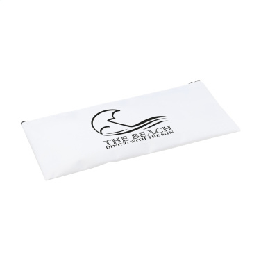 Logotrade reklaamkingituse foto: MultiPouch pinal kirjutusvahenditele
