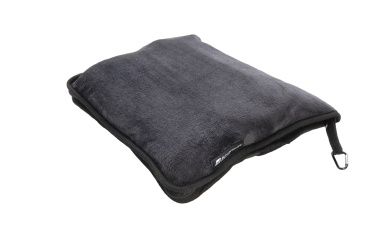 Logotrade ärikingitused pilt: Tekk ja padi 2 in 1 AMIATA Schwarzwolf