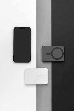 Logotrade mainostuote tuotekuva: Magnetix 5000mAh magneettinen virtapankki RCS muovista