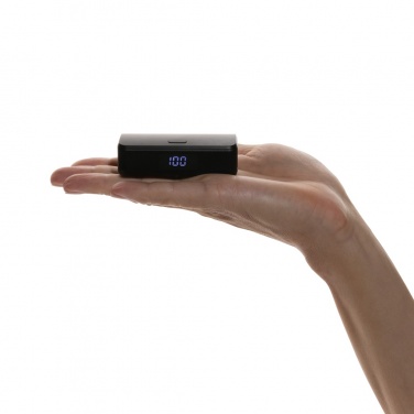 Logotrade liikelahja tuotekuva: FlashCharge 5000mAh pikalatausvirtapankki RCS muovista