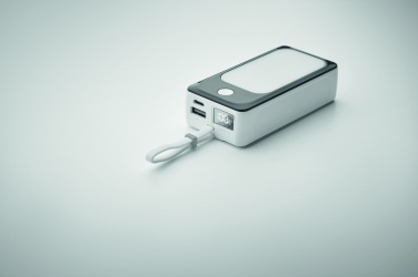 Logotrade liikelahja tuotekuva: 10000 mAh tehopankki COB:llä