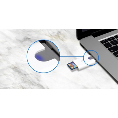 Logotrade mainoslahja tuotekuva: MicroSD ja SD-kortinlukija Silicon Power Combo 3.1
