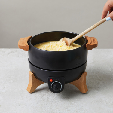 Logotrade mainostuote tuotekuva: BOSKA sähköinen fondue-setti - 2,3 l (EU-tyyppi F)