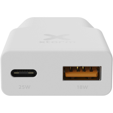 Logo trade liikelahjat mainoslahjat kuva: Xtorm XG2SL025 Go2 SlimLine 25 W:n laturi