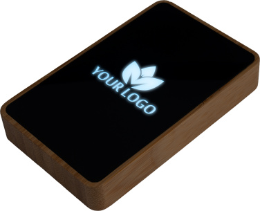 Logotrade logo dāvanas foto: 5000 mAh barošanas bloks ar izgaismotu logotipu