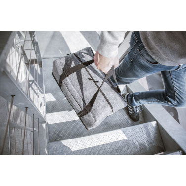 Логотрейд pекламные cувениры картинка: Дорожная сумка Feltro GRS RPET Weekend Bag