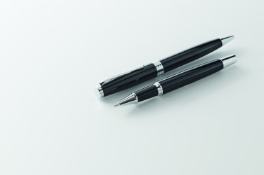 Лого трейд бизнес-подарки фото: Ball pen and roller set