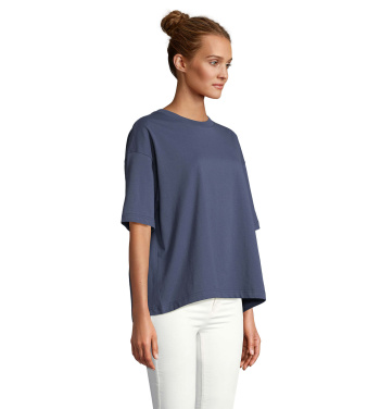 Логотрейд pекламные продукты картинка: BOXY WOMEN T-SHIRT OVERSIZE