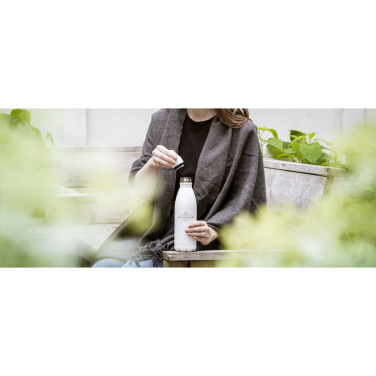 Logotrade profilreklam bild: Topflask Premium RCS dricksflaska av återvunnet stål