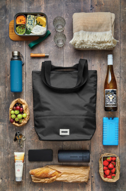 Logotrade kampanjprodukter bild: Black+Blum 16L Isolerad Tote-/Kylväska