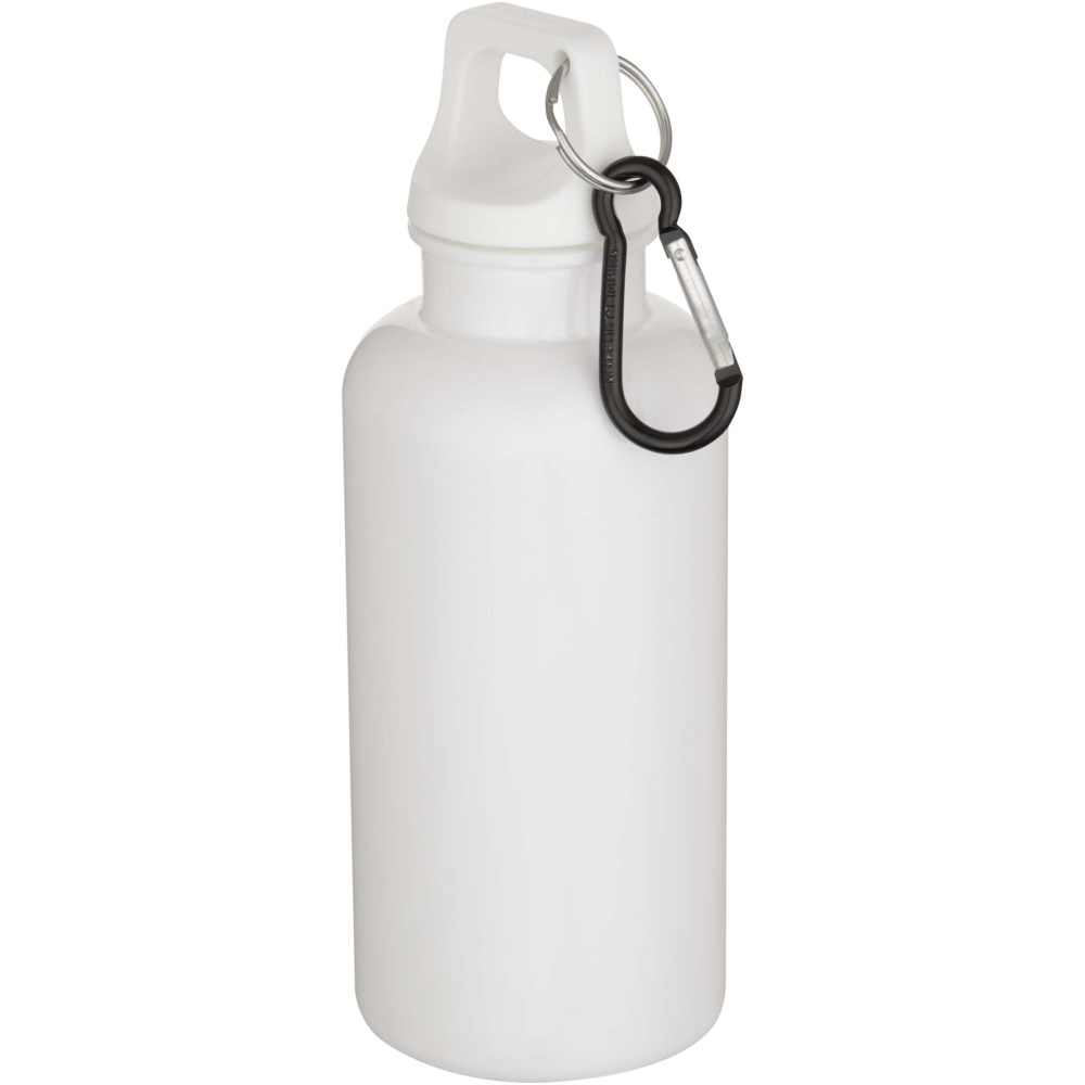 Logotrade profilreklam bild: Oregon 400 ml vattenflaska av RCS-certifierad återvunnen plast med karbinhake
